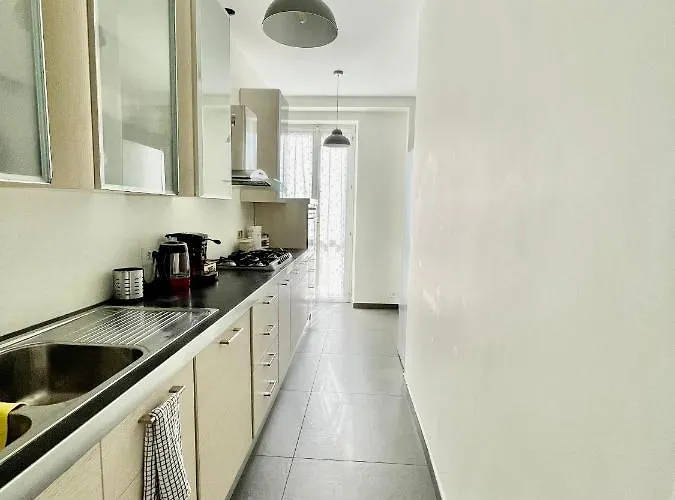 Privatehouseinrome *
